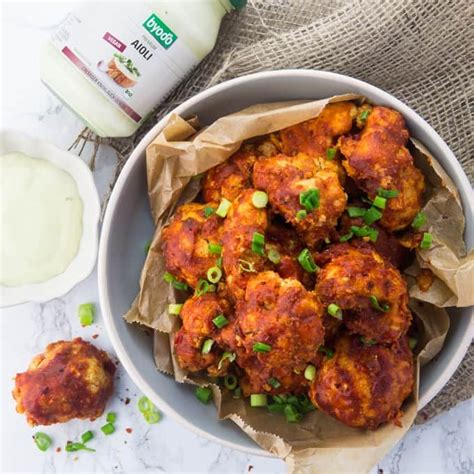 Get your hands on delicious vegan chicken wings, including barbecue chick'n wings from gardein, buffalo wings from morningstar farms, and more. Vegane Chicken Wings aus Blumenkohl | Vegan Heaven ...
