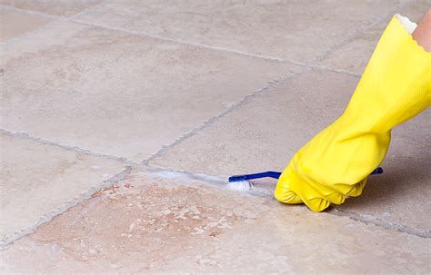 Clean the grout and disinfect kitchen tiles with vinegar. Does Cleaning Grout with Baking Soda and Vinegar Really Work?