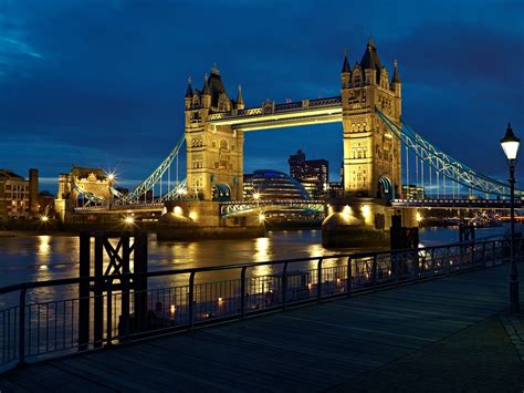 Londres Inglaterra Cidade O Rio Tamisa Tower Bridge Luzes Papéis