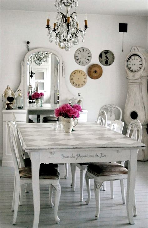 Local Shabby Chic Style Romance And Delicate Colors