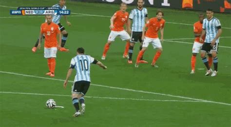 The perfect futbol argentino animated gif for your conversation. Argentina GIF - Find & Share on GIPHY