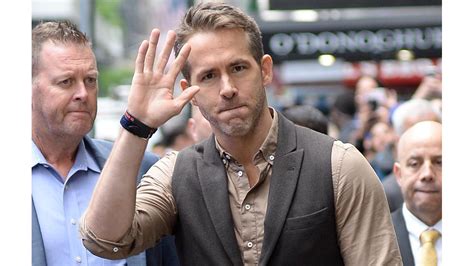 ryan reynolds daughter convinced him to star in detective pikachu 8days