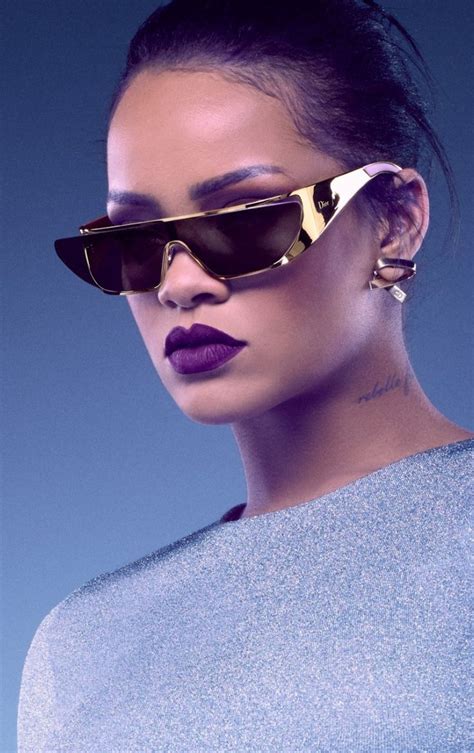 Rihanna Sunglasses Photoshoot 840x1336 Wallpaper Rihanna