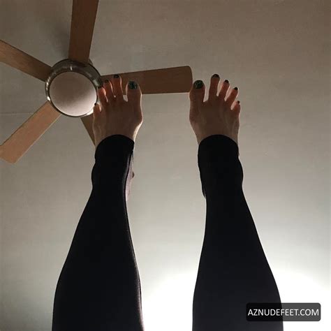 ALLISON GILL Feet AZNudeFeet