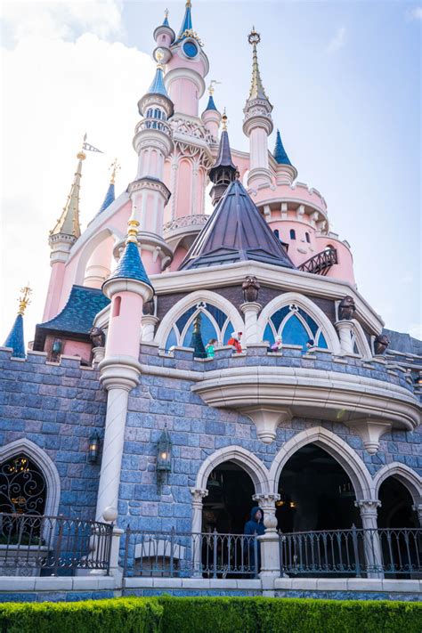 Both the the disneyland park and walt disney studio park open at 10 am. Inside the Disneyland Paris Castle 2020: History ...