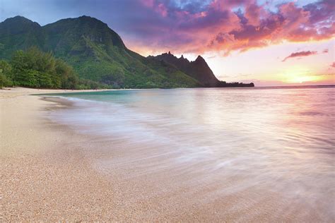 Kauai Tunnels Beach In Hawaii At Sunset Photograph By Wingmar