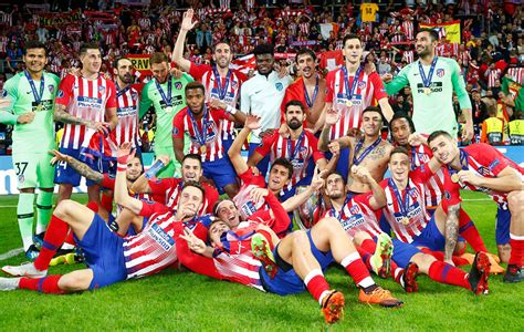 Javier soriano/afp via getty images. El Club Atlético de Madrid conquista la Supercopa de ...
