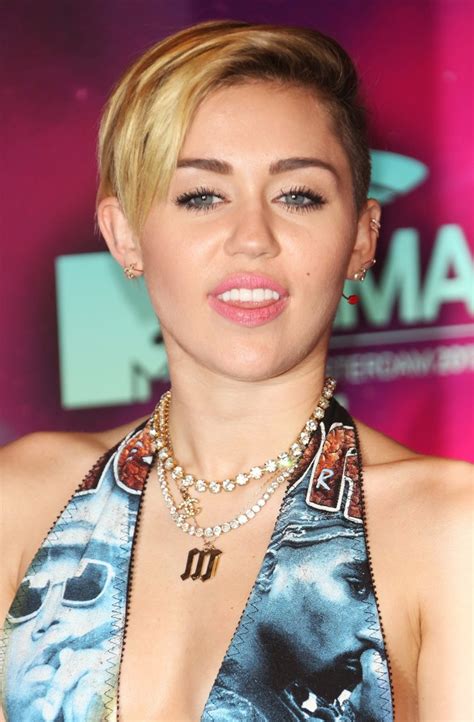 Miley Cyrus Picture Th Mtv Europe Music Awards Arrivals