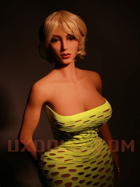 Niki 515 Milf Blonde Tpe Sex Doll Perfect Big Curvy