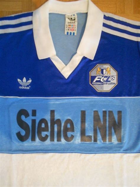 The club colors are blue and white, what lucerne city and corresponds to the cantonal shield. FC LUZERN FCL ORIGINAL TRIKOT SHIRT 80ER kaufen auf Ricardo