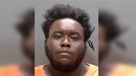 Deputies Man Broke Into 74 Year Old Sarasota Woman’s Home Forced Her To Perform Oral Sex