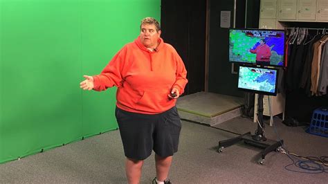 Jeanne Ryan Tries Tv Weather Forecasting At Wdio Youtube