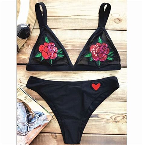 Fashion Black Chest Embroidery Rose Three Point Swimsuit Two Piece Bikini Trendy