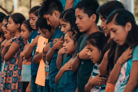 Nuestros Niños Orando Comunidad Acapulco
