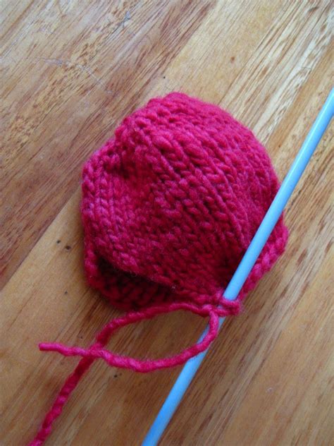 Have fun with pattern with this pattern writting in both english and norweigen | downloadable pdf at lovecrafts.com. Apple Cozy / Jacket Knitting Pattern Tutorial - Natural ...