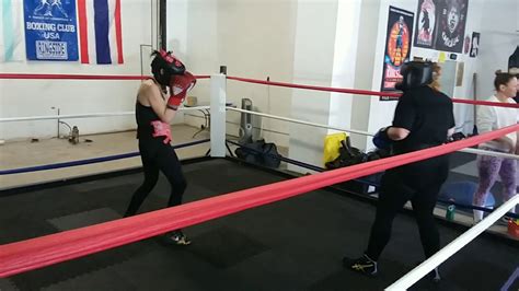 Womens Boxing Sparring At Northside Boxing Chicago Youtube