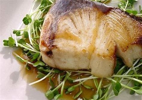 Pan Fried Amberjack With Shiso Butter Sauce Recipe By Cookpadjapan