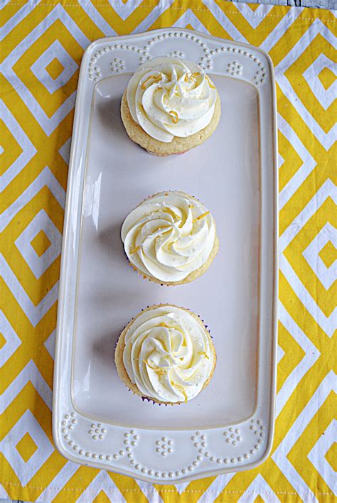 Lemon Raspberry Cupcakes Hezzi Ds Books And Cooks