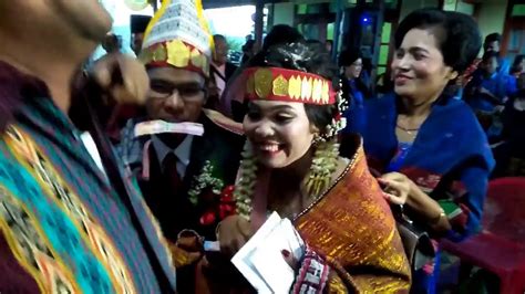 Pesta Pernikahan Adat Batak Toba Di Dolok Sanggul Dosa Humbang
