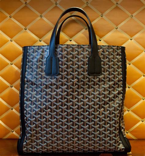 One side is canvas and the other side is grained. Musings of a Goyard Enthusiast: Goyard Core Collection ...