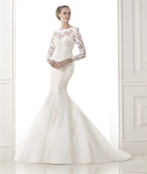 You have many choice, such as strapless sweetheart neckline wedding dress with ruched bodice or lavish beaded bodice, neckline mermaid style with short ruffled overskirt, strapless. 2015's Most Magnificent Mermaid Style Wedding Dresses ...