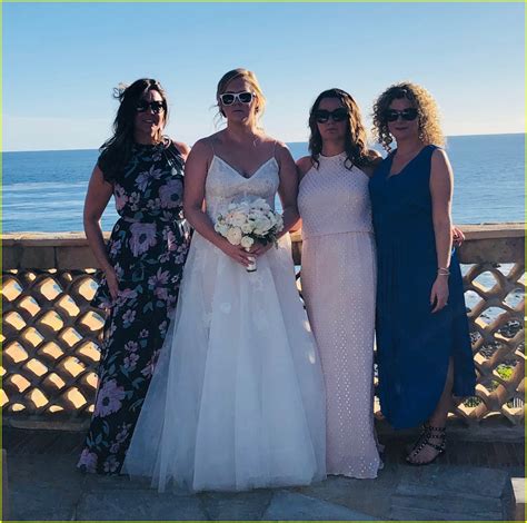 amy schumer reveals an x rated part of her wedding vows photo 4039474 amy schumer chris