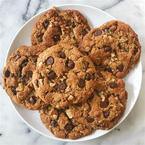The Best Healthy Chocolate Chip Cookie Recipe Healthy Chocolate