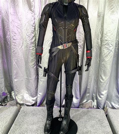 Black Widows Endgame Suit Is Slick Black Widow Costume Black Widow