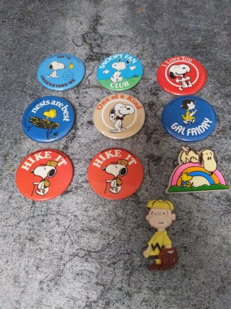 10 Vintage Snoopy Peanuts Pins Pinback Button Aviva 1972 Charlie Ebay