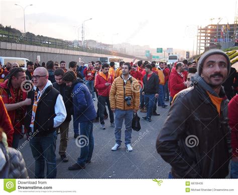 9,319 followers · news and media website. Galatasaray V Fenerbahce Bomb Threat Editorial Image - Image of threat, football: 68709435
