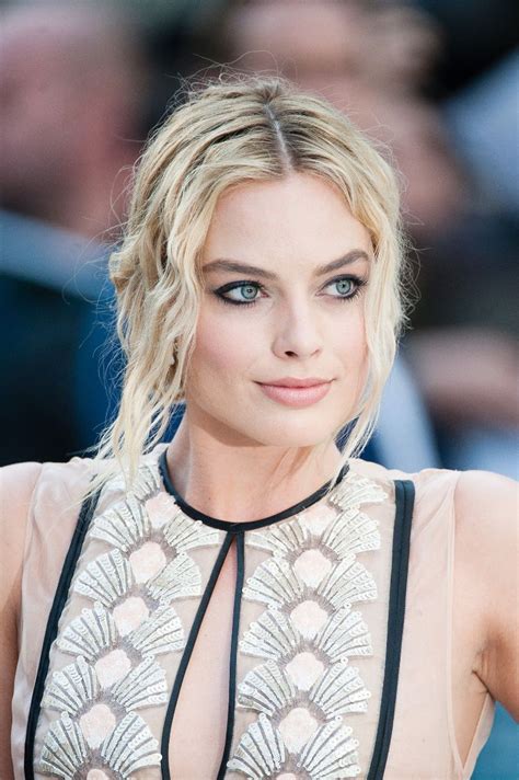 2 july margot's maternal grandfather is named herbert justus kessler (the son of herbert kessler and. Weekly News Roundup: July 4 - July 8 | Margot robbie ...