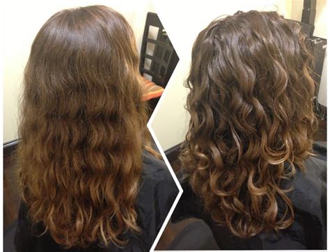 Katherine has wavy hair and loves the curly girl method. Pin on DevaCurl