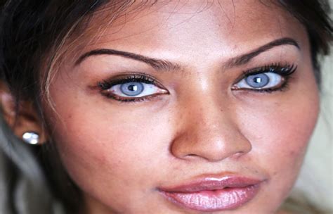 Eye Surgery With Permanently Eye Color Change Change Eye HD Wallpapers Download Free Images Wallpaper [wallpaper896.blogspot.com]
