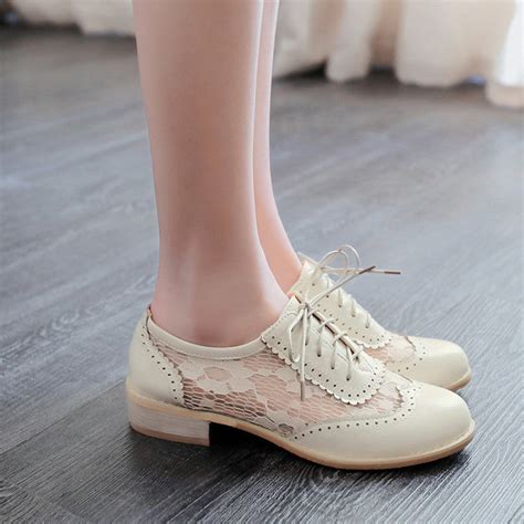Hollow Out Lace Lace Up Women Low Heeled Oxfords Shoes 9194 Shoeu
