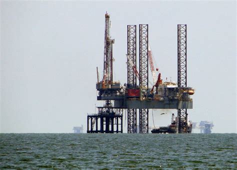 Offshore Oil Rig In The Gulf Of Mexico Office Of Response And