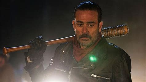Download to watch offline and even view it on a big screen using chromecast. The Walking Dead: Ob Negan Staffel 7 überlebt ...