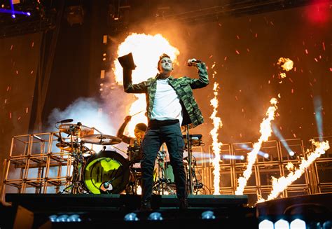 Twenty one pilots has decided to manifest itself as two guys. Concert review: Twenty One Pilots' tour successfully ...