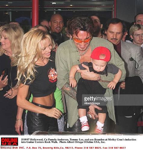 Tommy Lee And Pamela Anderson Fotografías E Imágenes De Stock Getty