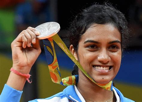 In pm's tokyo pep talk: PV Sindhu becomes first Indian woman to win a Silver Medal ...