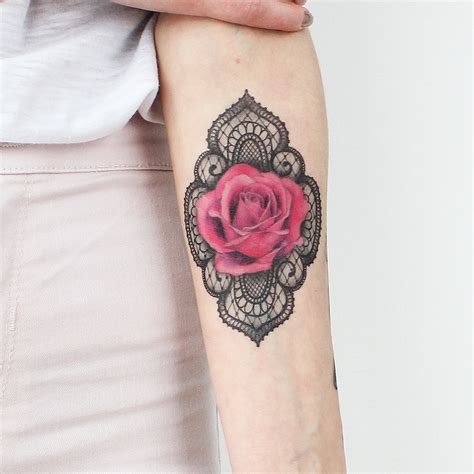 Lace Rose Tattoo Icon