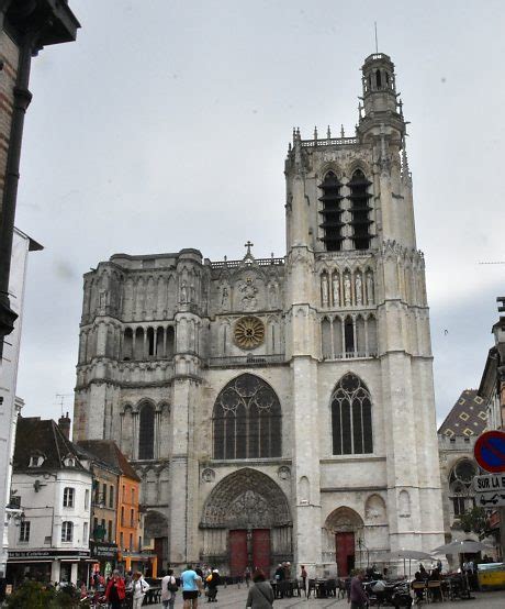 Cathédrale Saint Étienne De Sens