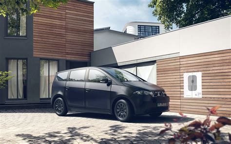 Sono Hits 20000 Reservations For Its 30000 Sion Solar Ev