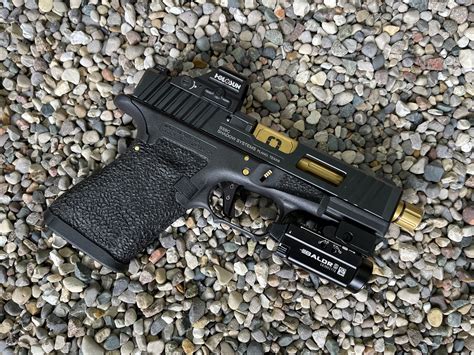 Upgrading The Glock 19 With Olights Baldr S Light Laser Combo The