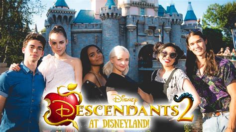 Going To Disneyland With The Cast Of Descendants 2 Youtube