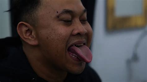 Tongue Piercing Tindik Lidah Tempat Tindik Di Bandung Youtube