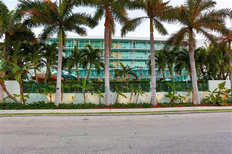 Best Western Plus Oceanside Inn Fort Lauderdale, FL - See Discounts