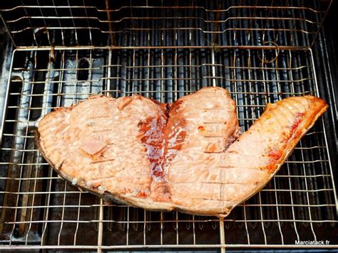 Steak de thon grillée