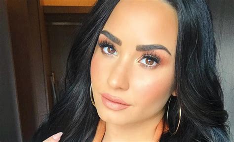 Demi lovato fans send messages of support after artist reveals she is pansexual in interview with joe rogan. Demi Lovato schockt Fans nach Sucht-Beichte!