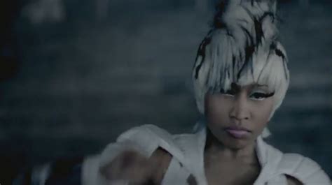 Fly Featuring Rihanna Music Video Nicki Minaj Image 24904504