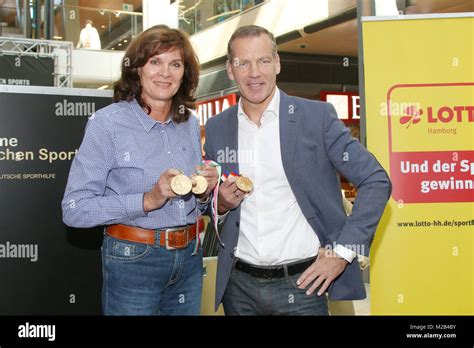 Ulrike Nasse Meyfarth Henry Maske Ausstellung Hall Of Fame Des Deutschen Sports In Der